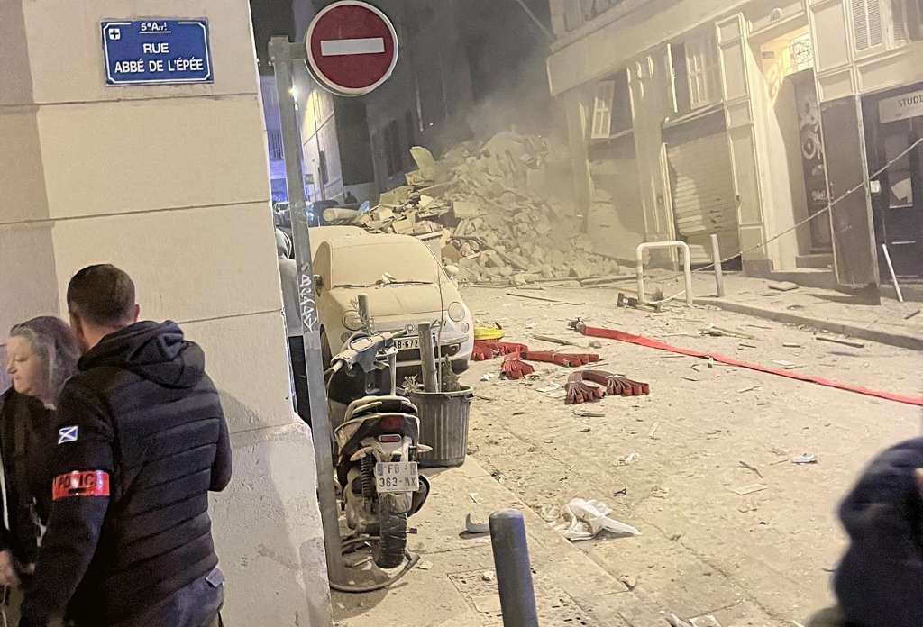 Marseille : Un immeuble s'est effondré dans le 5e arrondissement, les secours sur place