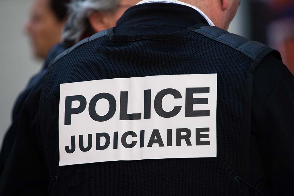 Paris : Une femme de 39 ans retrouvée morte chez elle, une enquête pour meurtre ouverte