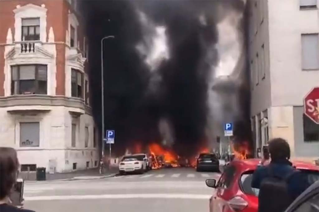 Milan : Un fourgon transportant des bouteilles d'oxygène explose au centre-ville