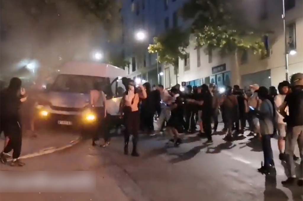Violences urbaines émeutes et pillages à Marseille, 471