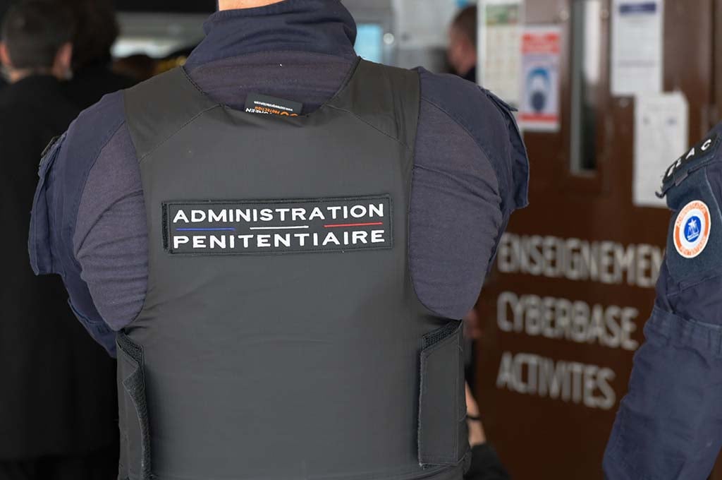 Aisne : Un détenu agresse deux surveillants avec un couteau et hurle «Allah akbar»