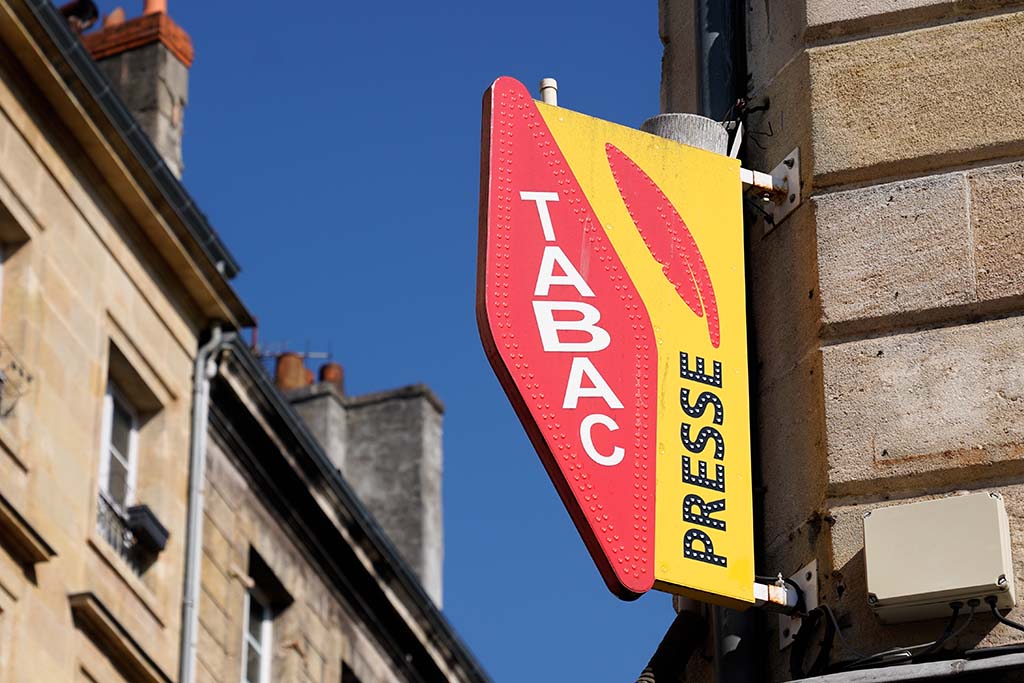 Yvelines : Un bureau de tabac braqué aux Clayes-sous-Bois, deux hommes en fuite