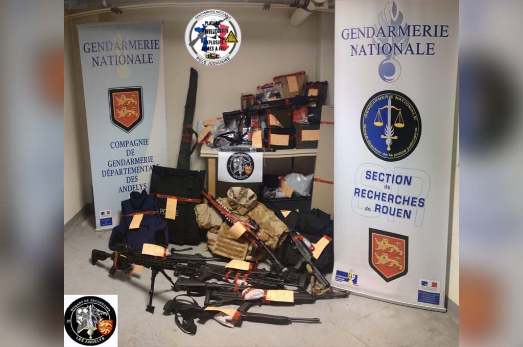 Eure : Une quinzaine d'armes à feu et 7000 munitions saisies au domicile d'un homme fiché S