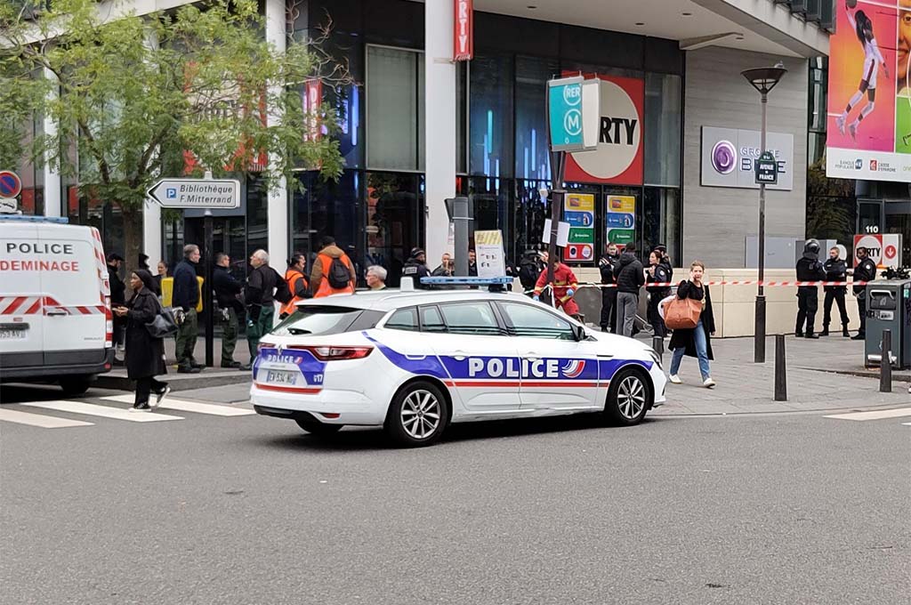 Femme menaçante neutralisée par balles à Paris : ce que révèle son identification