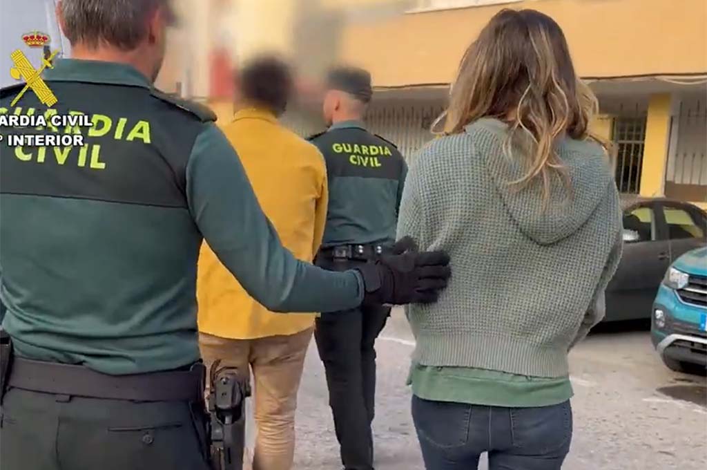 Ils le croyaient «possédé» : un couple de Français projetant de «sacrifier» leur enfant arrêté en Espagne