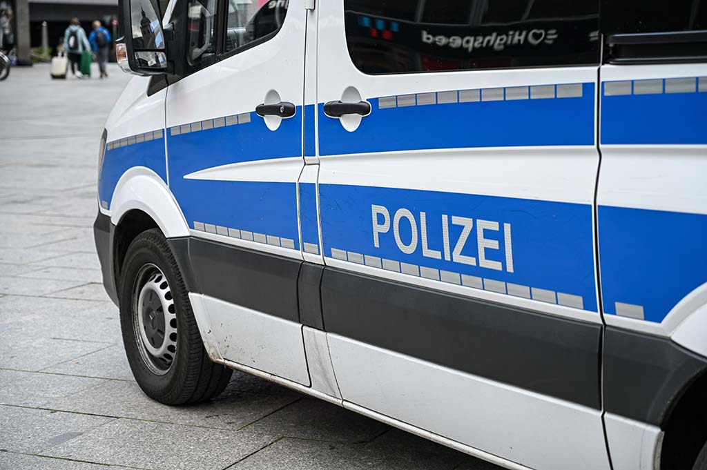 Allemagne : Trois hommes soupçonnés de préparer un attentat visant la cathédrale de Cologne interpellés
