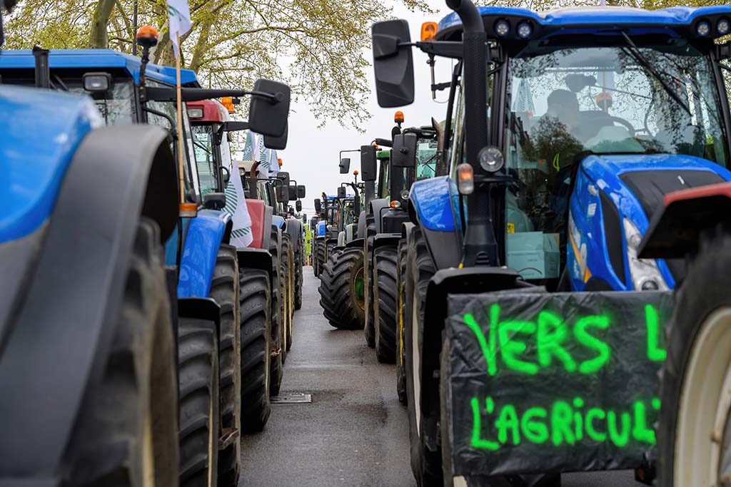 La FNSEA et les Jeunes Agriculteurs appellent à «un siège» de Paris à partir de lundi
