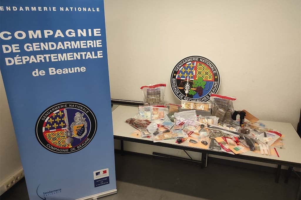 Trafic de drogue à Beaune : 8 kg de drogue, 27 400€ et quatre véhicules saisis, trois suspects écroués