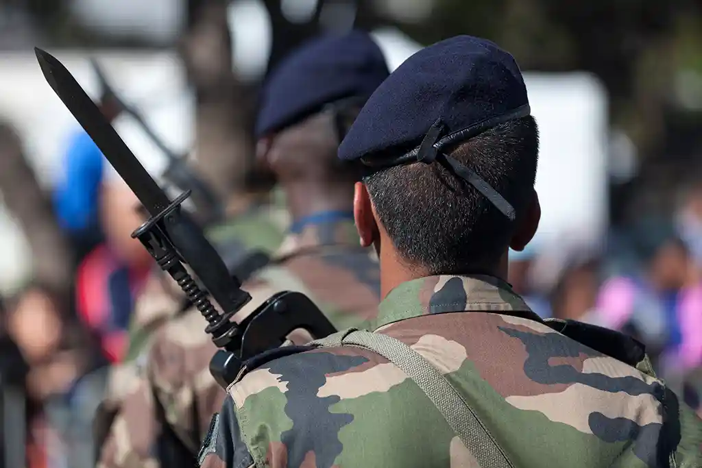L'armée de Terre française «se tient prête» et se prépare «aux engagements les plus durs»