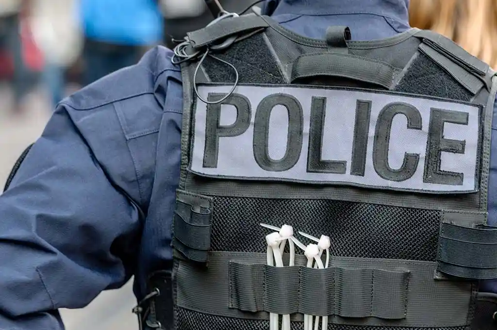Paris : Deux policiers de la BRAV-M à moto blessés après avoir été renversés sur le périphérique