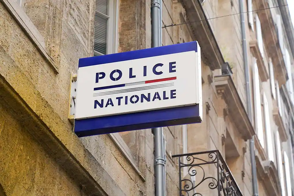 Vichy : Un policier se suicide au commissariat avec son arme de service
