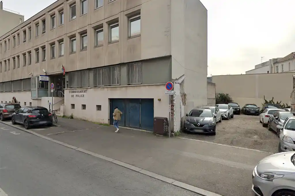 Montreuil : Un homme s'introduit dans l'enceinte du commissariat et menace les policiers avec un couteau