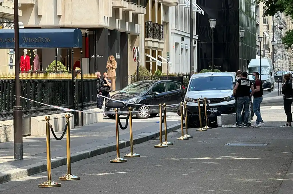 INFO ACTU17. Paris : Une bijouterie braquée par plusieurs hommes sur l'avenue Montaigne
