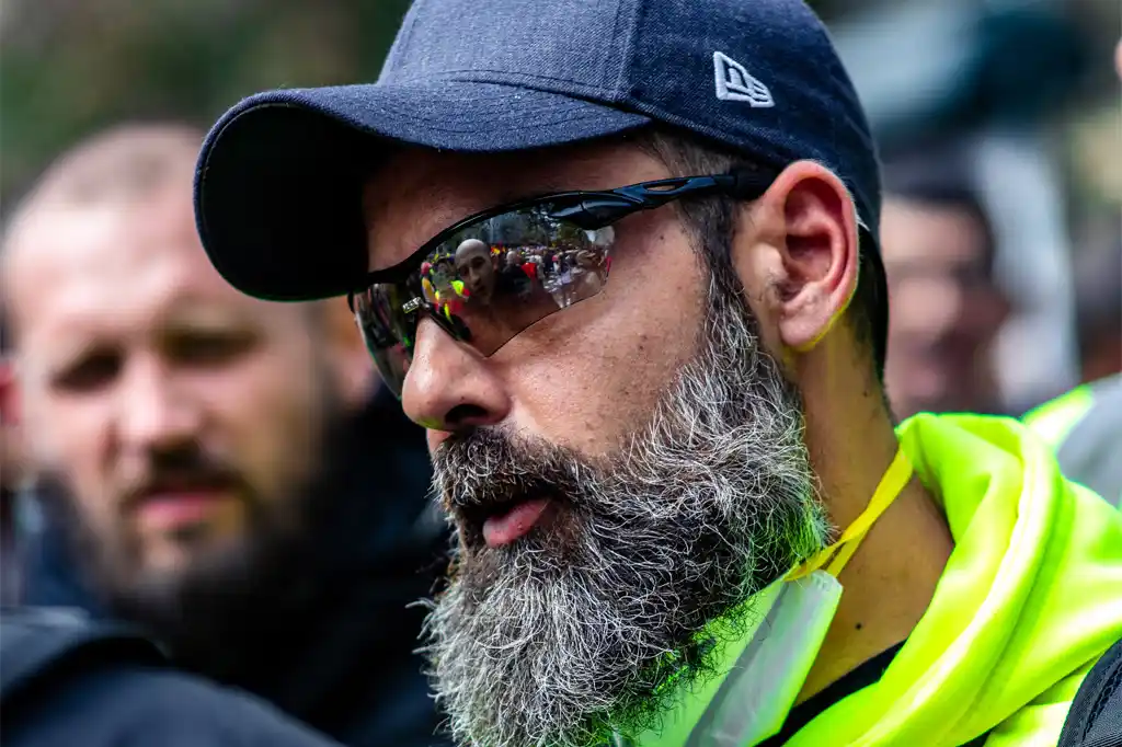 Gilets jaunes : Procès requis devant la cour criminelle pour le policier soupçonné d'avoir éborgné Jérôme Rodrigues