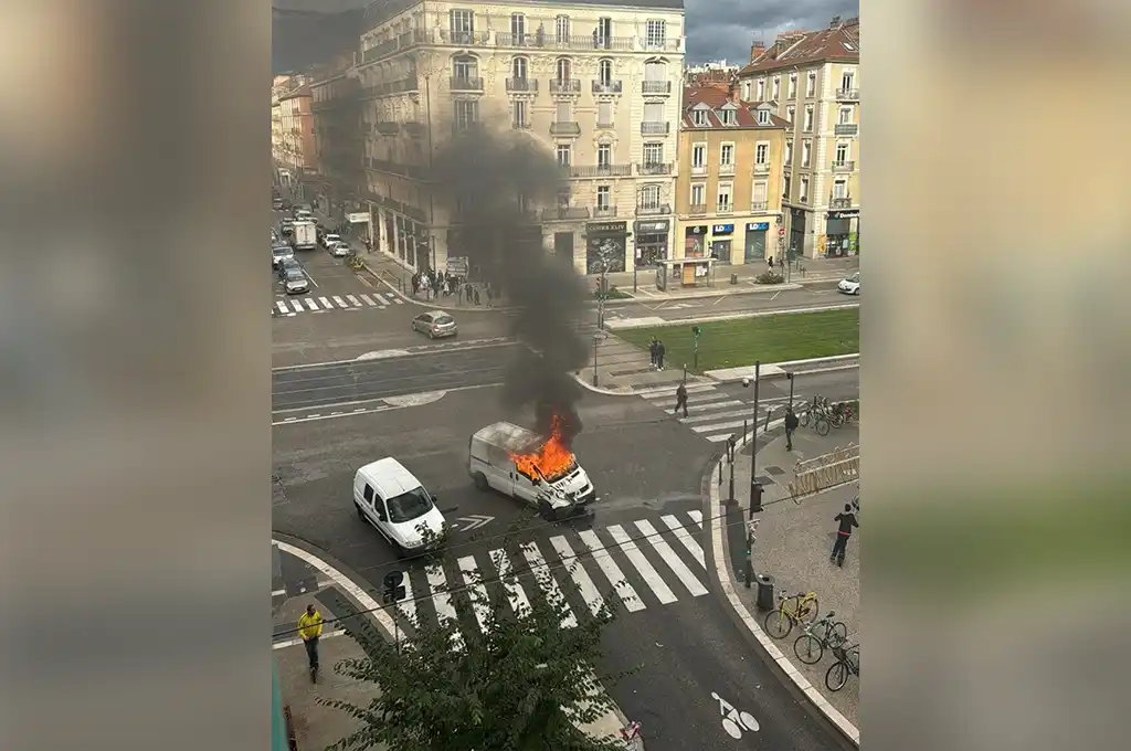 Grenoble : Un fourgon blindé attaqué au centre-ville, des coups de feu tirés