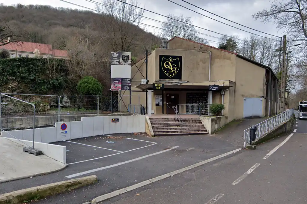 Besançon : Un jeune militaire entre la vie et la mort après une agression devant une discothèque