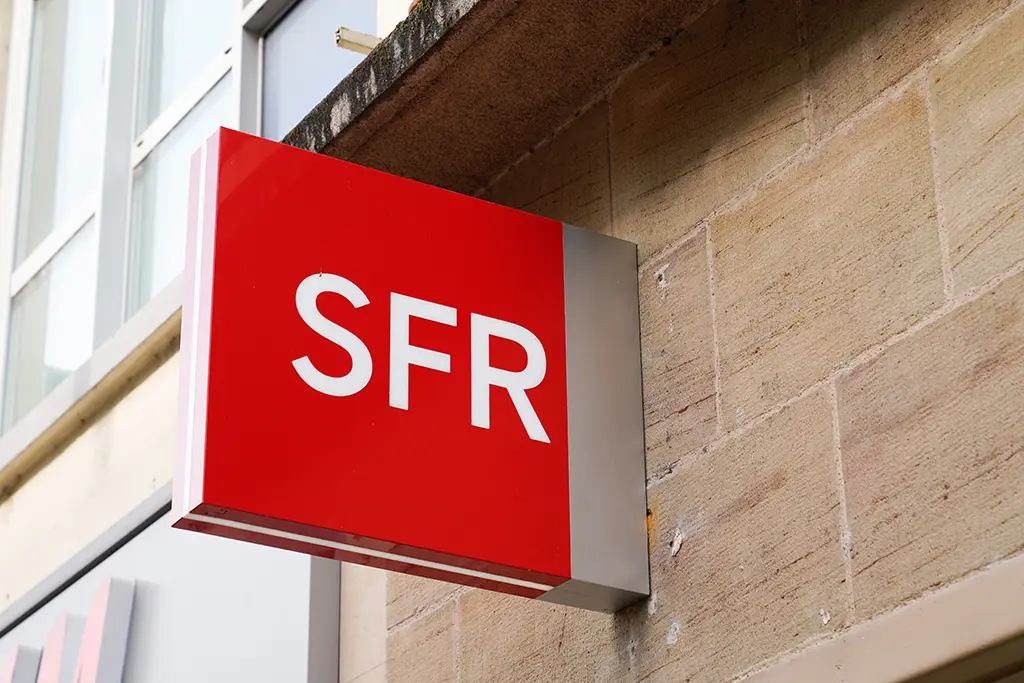 Essonne : Braquage à la boutique SFR d'Étampes, une trentaine de téléphones volés