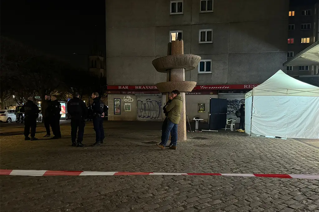 Vitry-sur-Seine : Un homme poignardé à mort en pleine rue, un second grièvement blessé