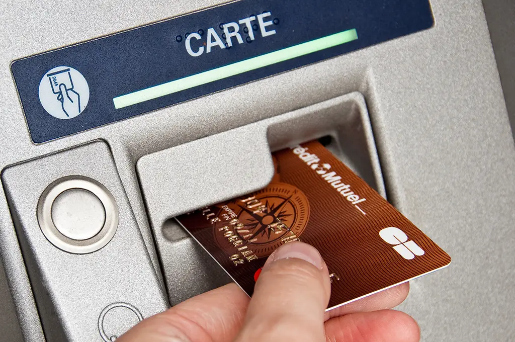 Panne nationale : les cartes bancaires Visa et Mastercard bloquées pour de nombreux clients en France