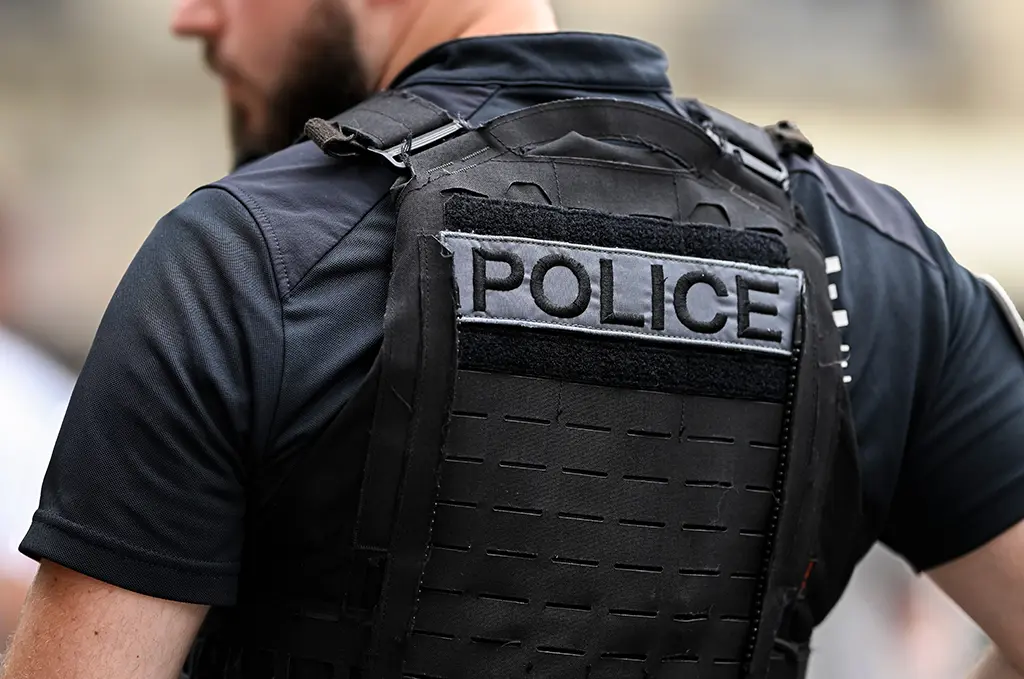 Lyon : Un homme de 86 ans violemment agressé pour sa chaîne en or, un suspect en situation irrégulière interpellé