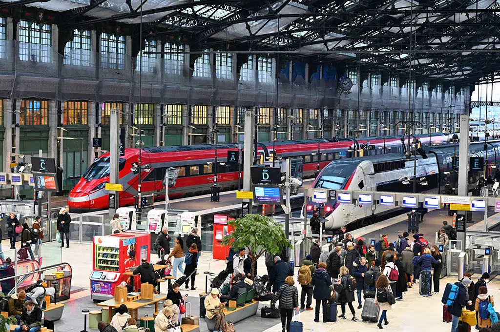 Paris : Deux adolescents interpellés gare de Lyon avec 8 millions d'euros de bijoux volés