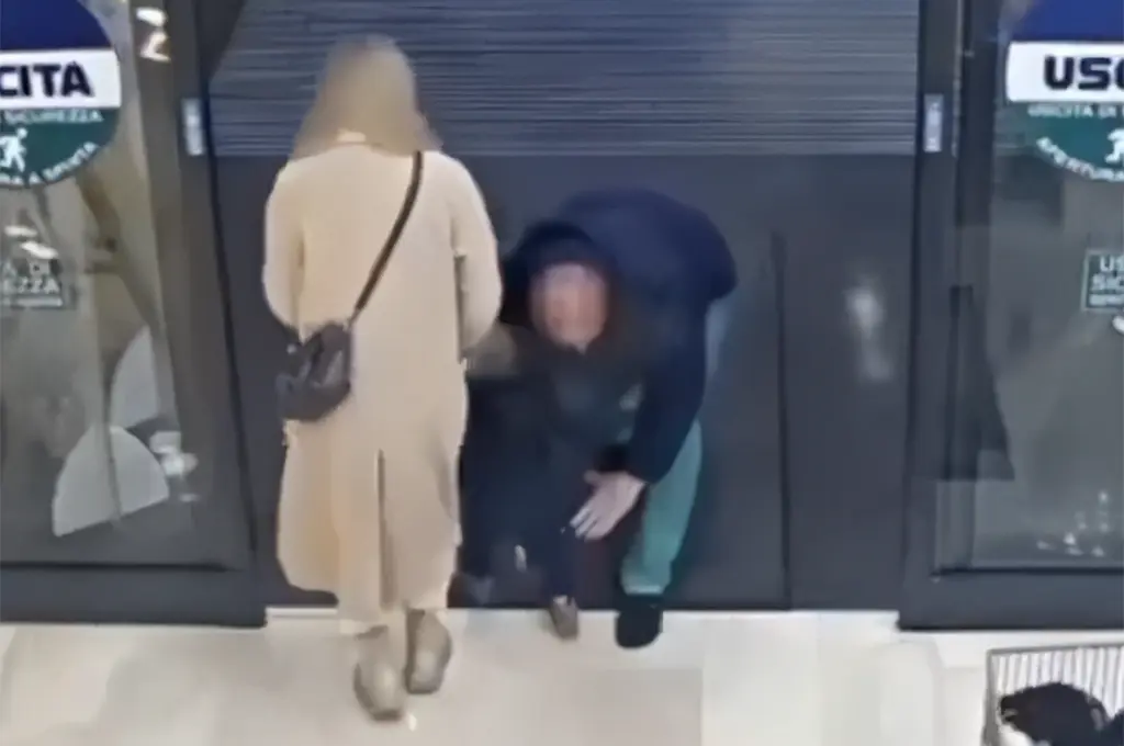 Italie : Il tente d'enlever une fillette de 18 mois dans un supermarché et lui fracture le fémur
