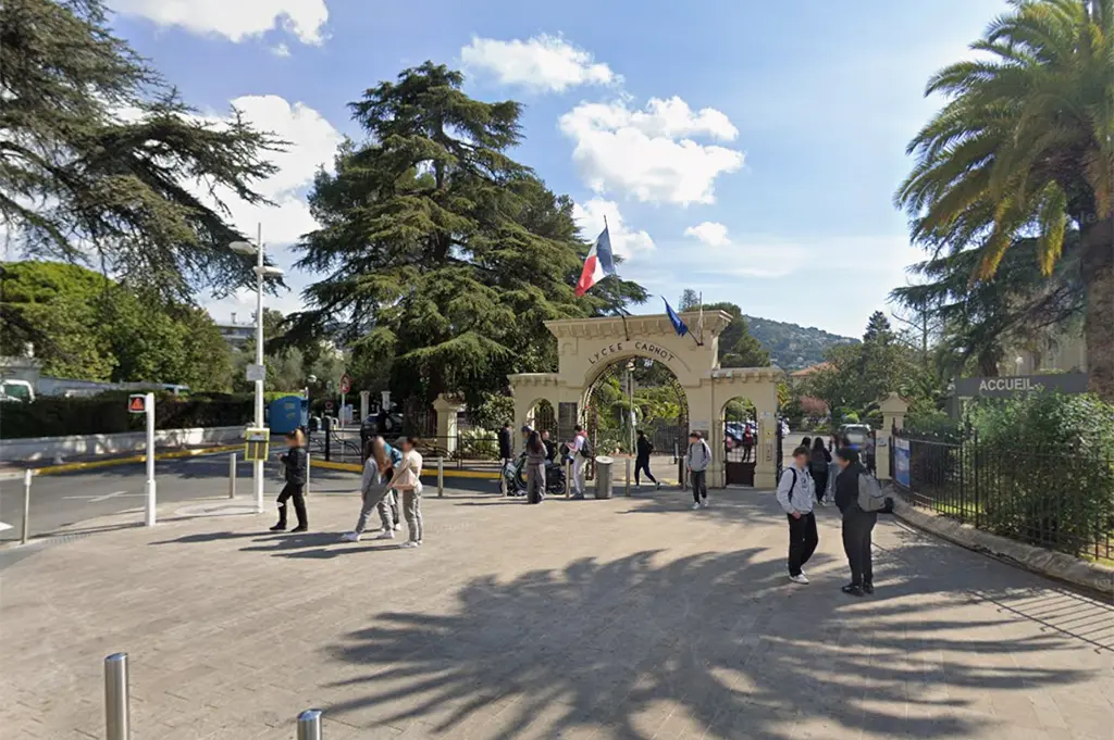 Cannes : Une lycéenne mise en examen pour «tentative d'assassinat» après avoir poignardé un camarade