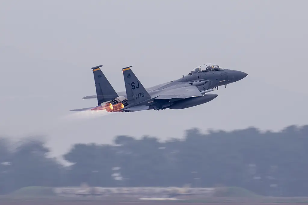 Guerre en Iran : un quatrième soldat américain tué, trois chasseurs F-15 abattus par erreur au Koweït