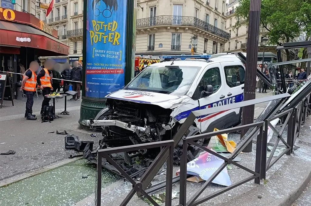 Paris : Collision entre une voiture de police et un automobiliste dans le Xe, trois blessés