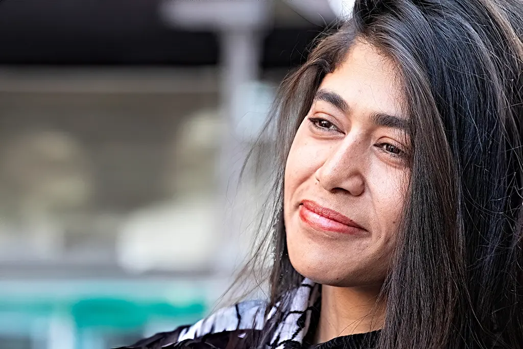 Rima Hassan convoquée par la police judiciaire à Paris, au lendemain de sa garde à vue