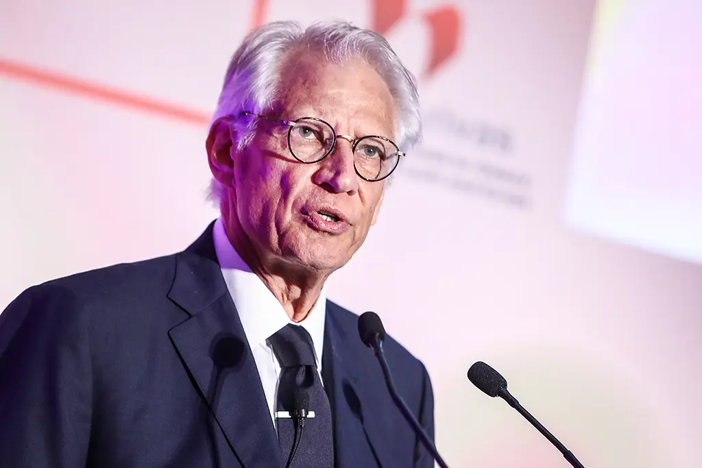Affaire des statuettes : enquête ouverte contre Dominique de Villepin pour recel de détournement de fonds publics