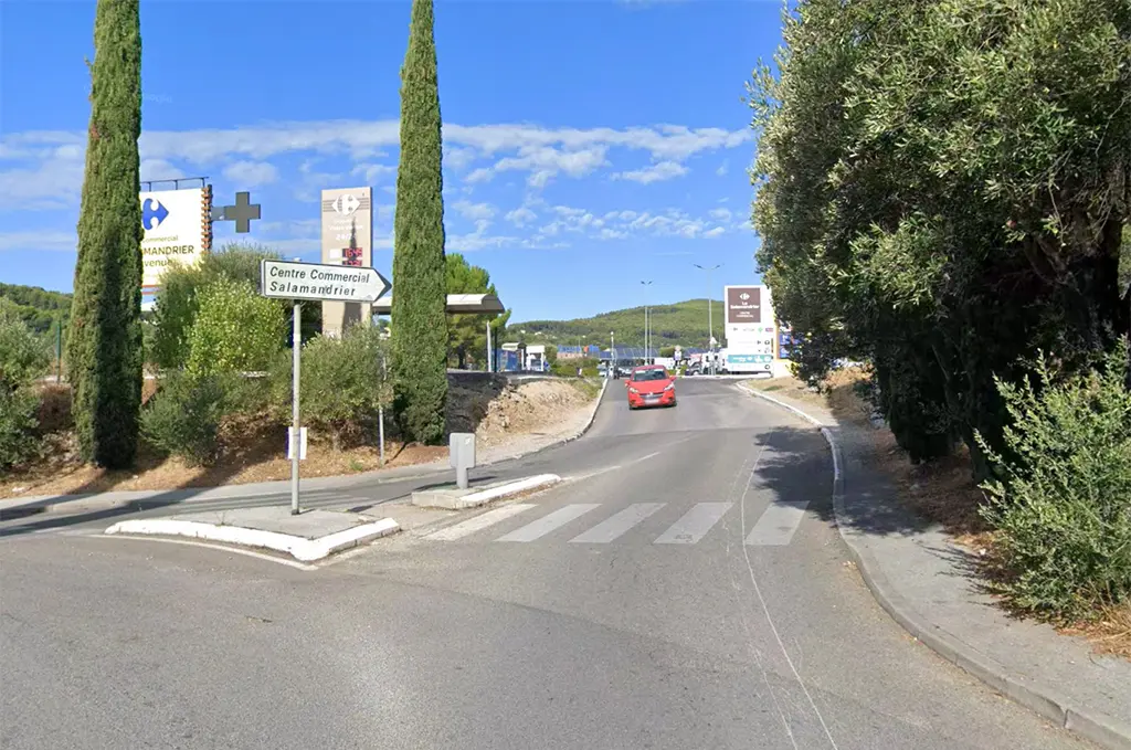 Draguignan : Un jeune homme tué par balle sur le parking d'un centre commercial