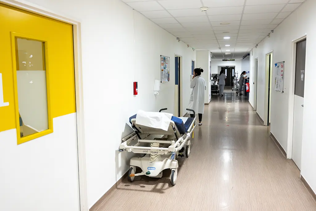 Marseille : Un bébé de 18 mois meurt après avoir été oublié dans une voiture
