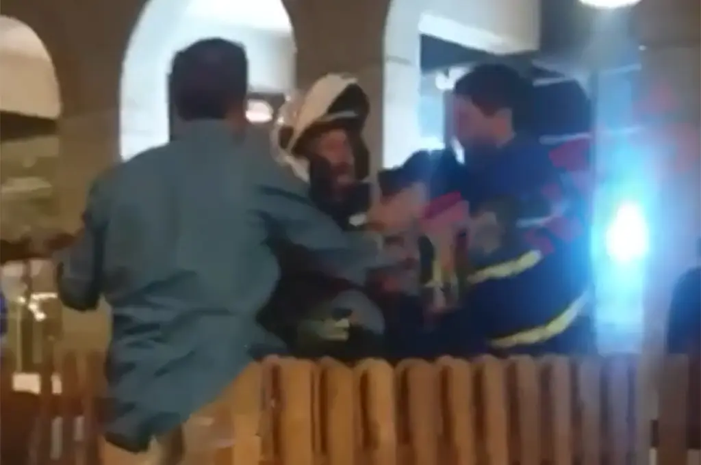 Paris : Deux policiers agressés en pleine rue lors d'une intervention, trois suspects interpellés
