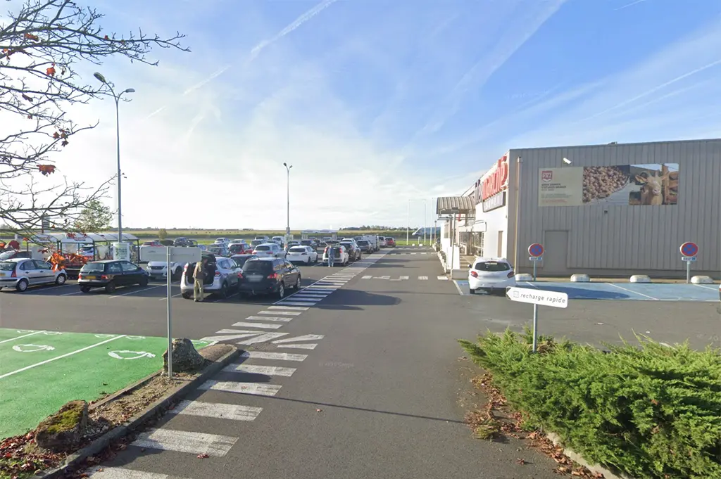 Un policier ouvre le feu sur un fourgon lors d'une intervention près de Montargis, l'IGPN va être saisie