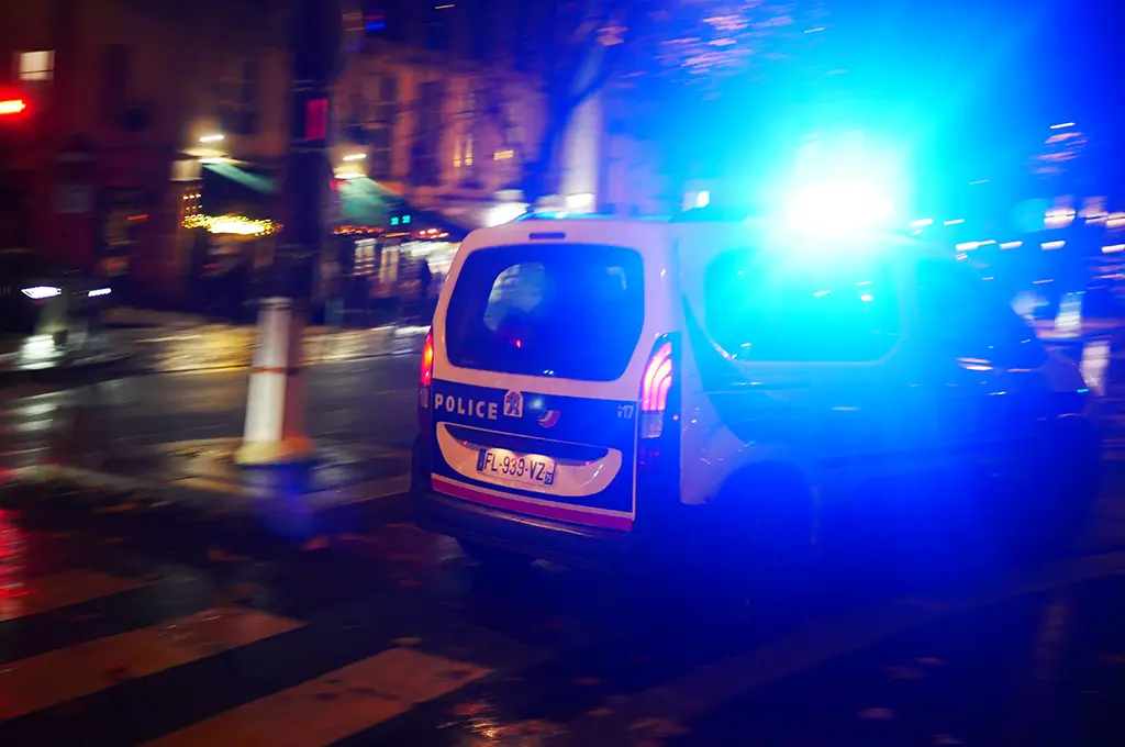 Un policier roué de coups en pleine interpellation après une course-poursuite entre Paris et Ivry-sur-Seine
