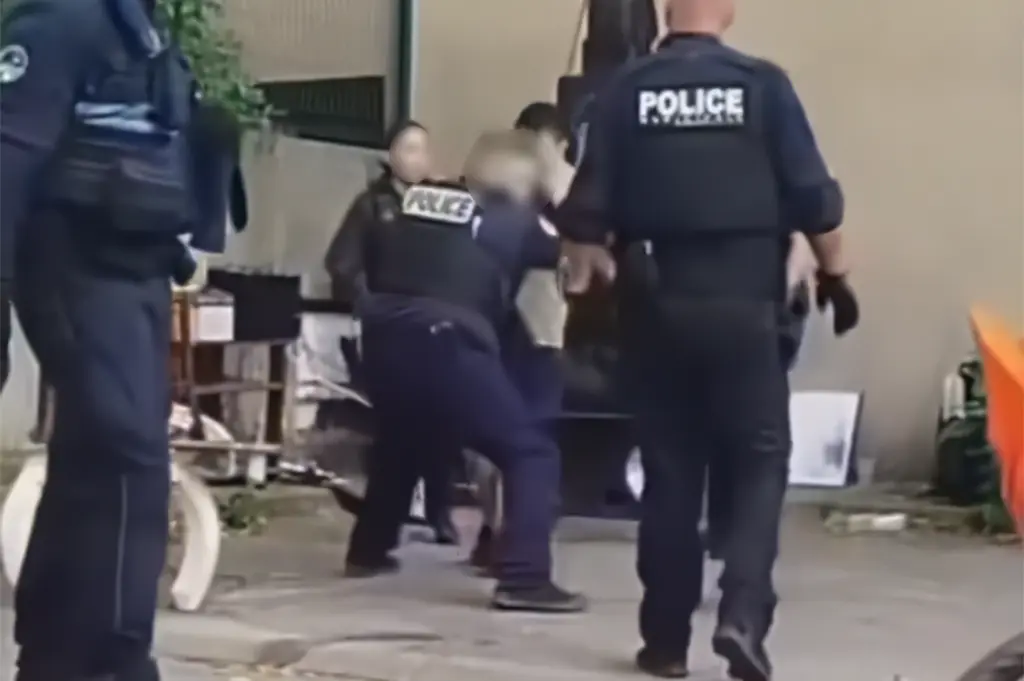 Carcassonne : Filmé en train de projeter un homme au sol, un policier interdit d'exercer avant son procès en novembre