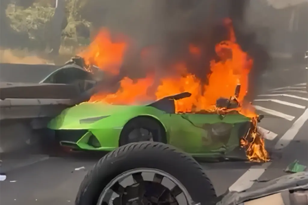 Deux morts dans une collision entre une Lamborghini et une autre voiture sur l'A3 en Seine-Saint-Denis