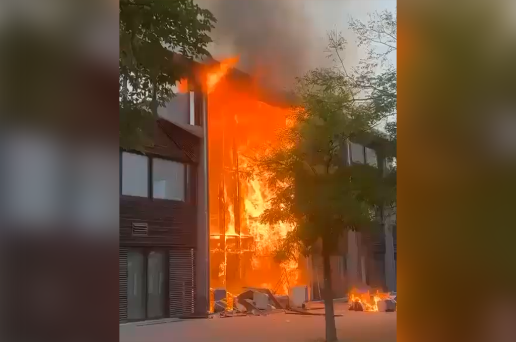 Nantes : Le lycée Nelson Mandela en partie détruit par un incendie en marge des blocus lycéens