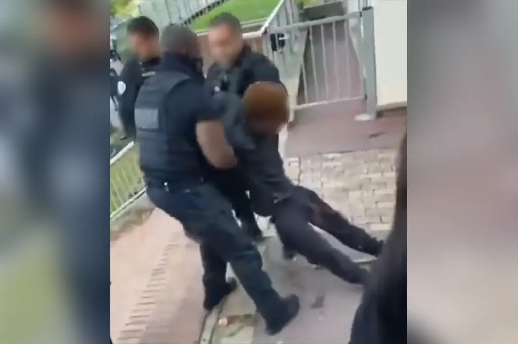 Blocage des lycées : un jeune homme pris de convulsions lors de son interpellations à Noisy-le-Grand