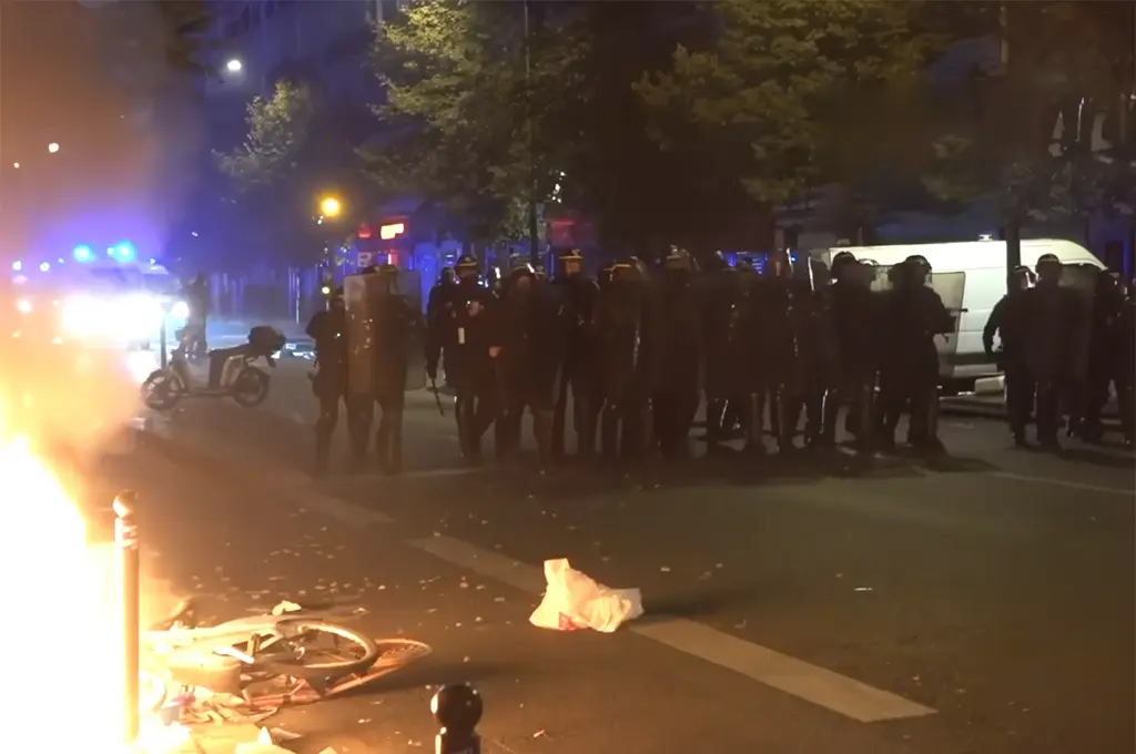 Violences du 17 octobre : Alliance Police Nationale accuse «un État qui abandonne ses policiers»